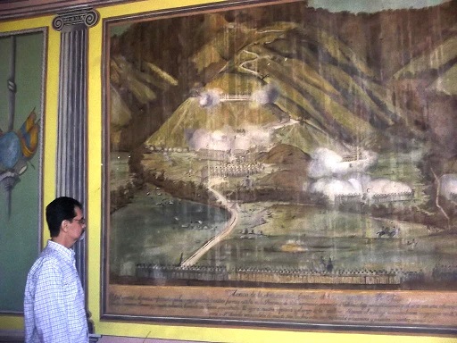 En uno de los murales donde más se evidencia la fidelidad de las imágenes es en el del combate de Sabana de La Guardia en Naguanagua, cerca de donde hoy está el HUAL. Al comparar con fotos satelitales se nota la enorme similitud. Son como fotos ¡ #SalvenLosMuralesDeLaCasaPaez.