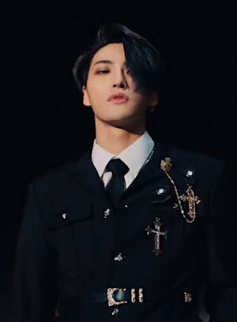 Seonghwa  +