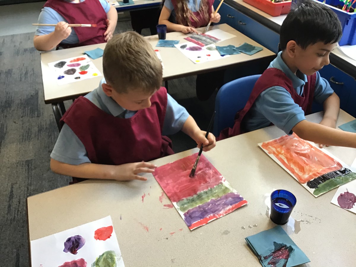 HT_CofE_Burnley's tweet photo. Year 2 have created their own paintings in the style of the American artist Mark Rothko. They had to mix their own colours to create their masterpieces. 🎨👨‍🎨 #markrothko https://t.co/gfbsi6jb67