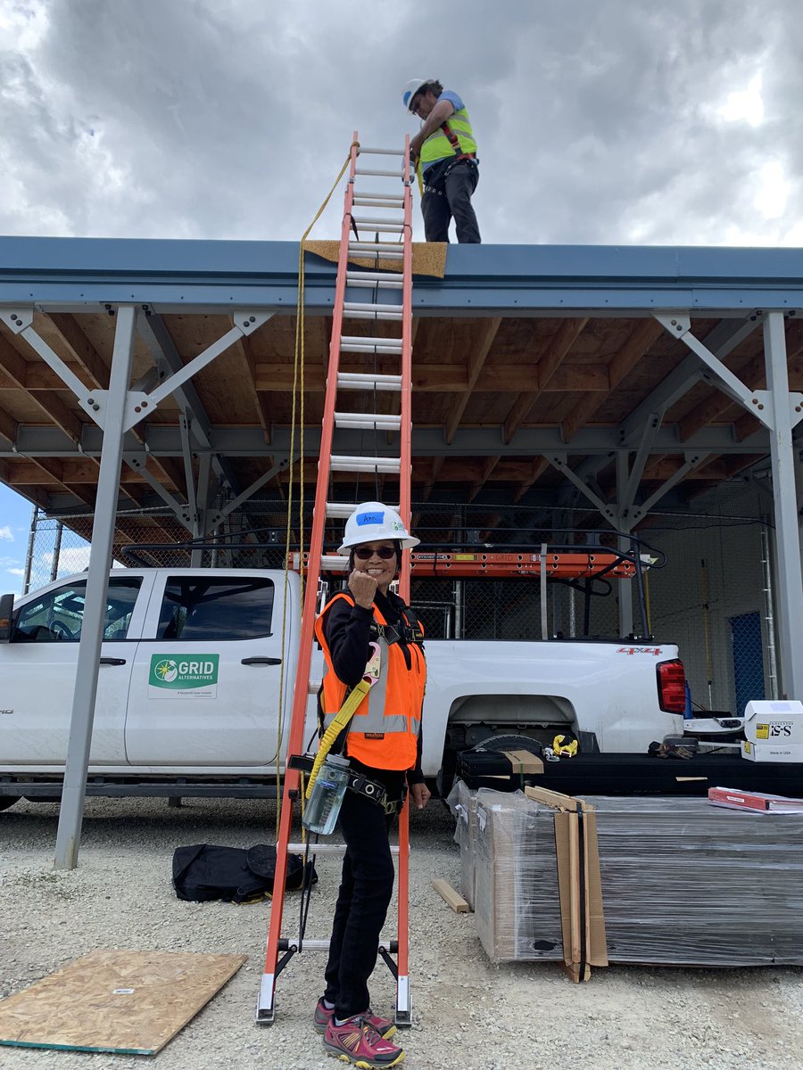 mayanebarudin's tweet photo. Everyone please look at my mom installing solar panels for Spokane Tribe https://t.co/ZWPQagWtYS