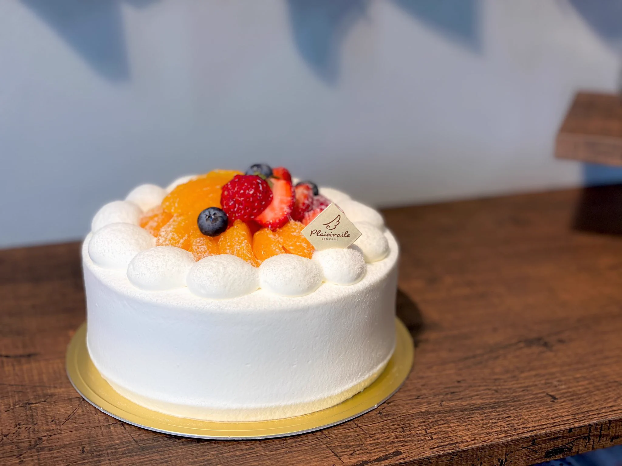 17歳で高校を中退し未経験でケーキ屋で働き始めた女性が？6年でここまで成長した！