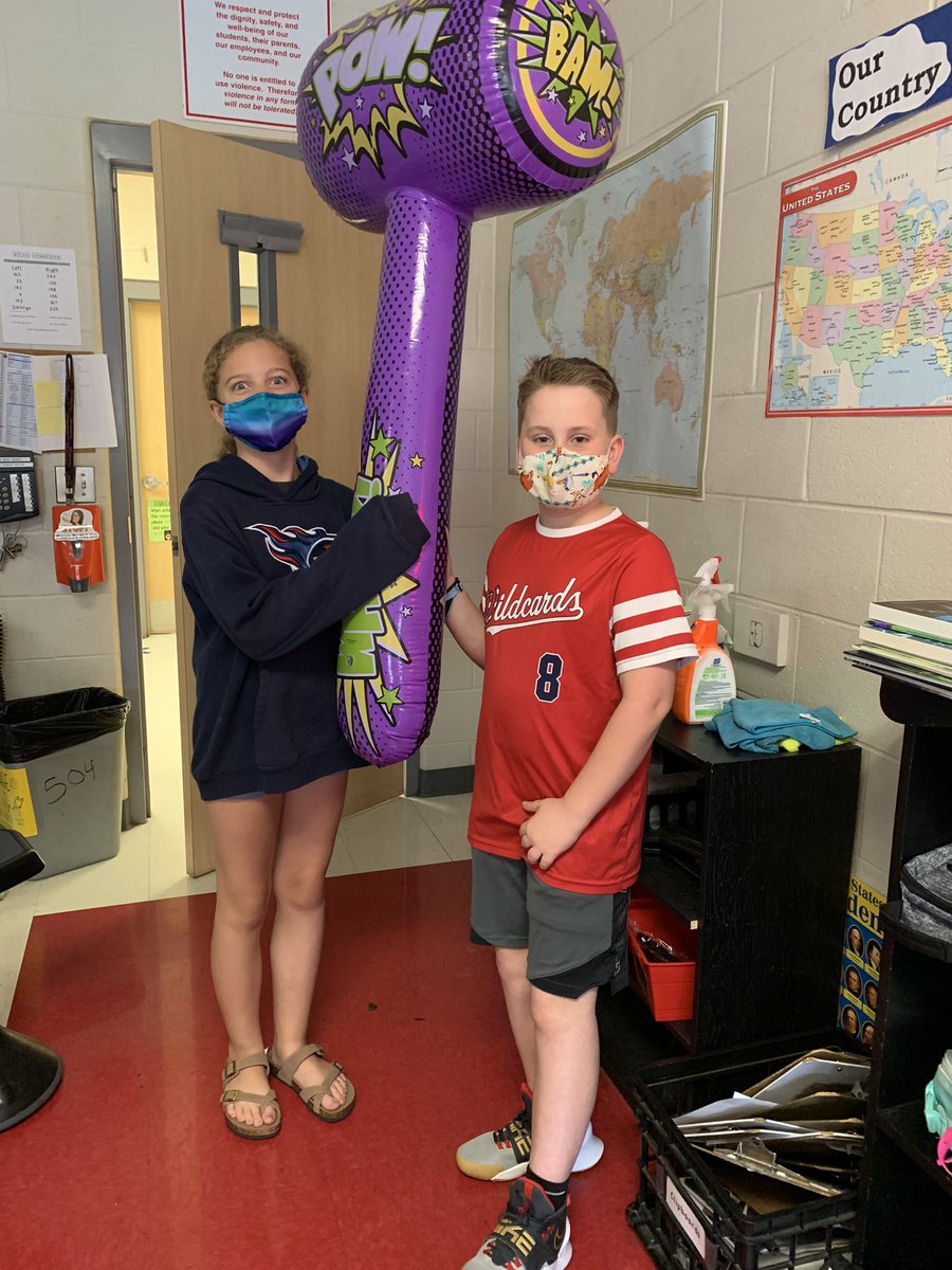 Mrs. Lane tweet media