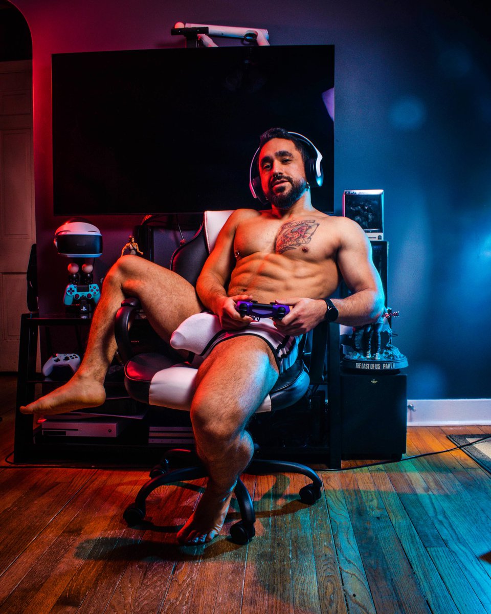 👾 Wanna play? 👾
<a href="/ben_krane/">Ben Krane</a> photographed by me