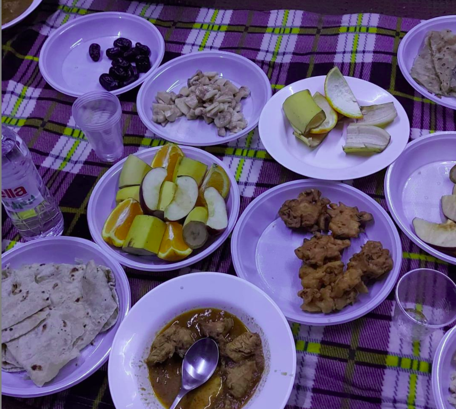 071Compass's tweet photo. The moments we share together are the ones we always remember. Ramadan Mubarak! #ramadan #ramadankareem #ramadan2021 #lipa #fromkashmirwithlove https://t.co/erB65G15jv