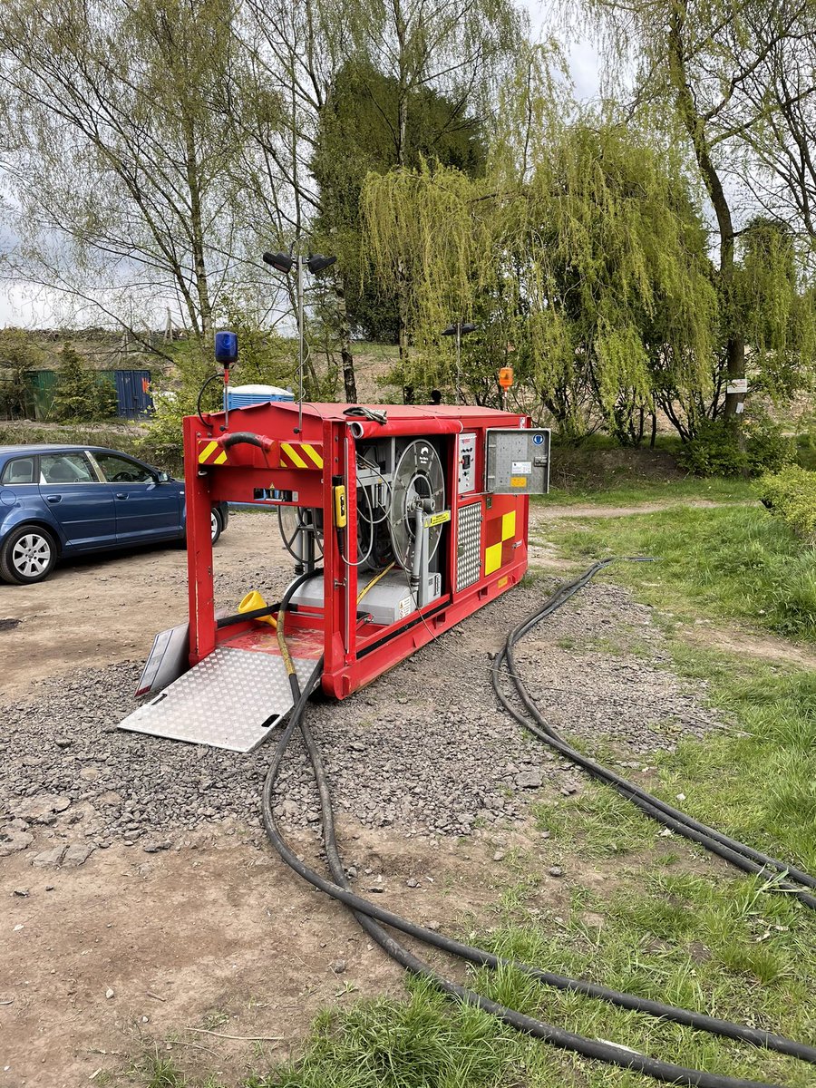 JasonRiding's tweet photo. Crews @manchesterfire continue to make good progress on the landfill fire in Bury with the @HVPCapability proving invaluable again having supplied over 3 million litres of water in the past 60 hours #HVP #Tacads https://t.co/E0h41tGVKN
