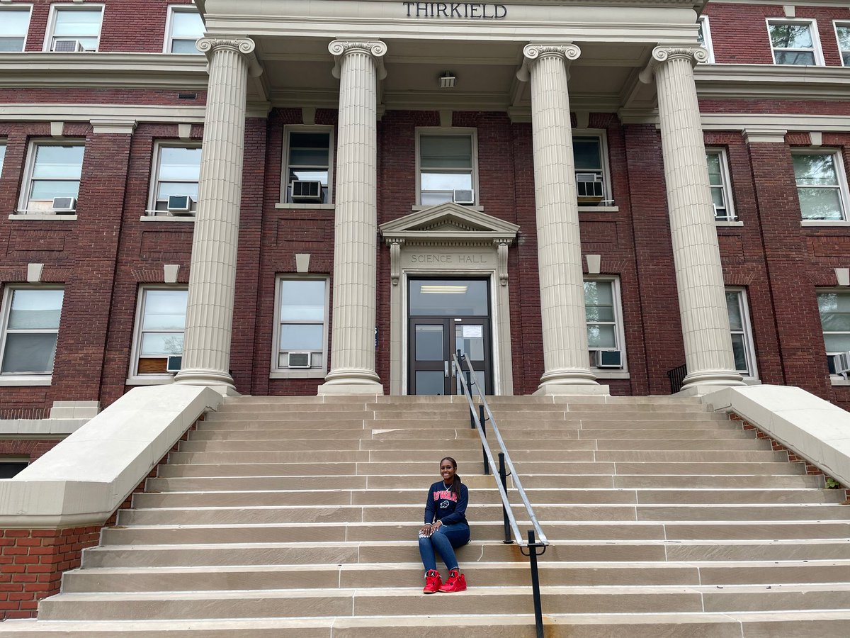 KennediMarshall's tweet photo. you knowww #HU25 https://t.co/ie9ONXJL4J