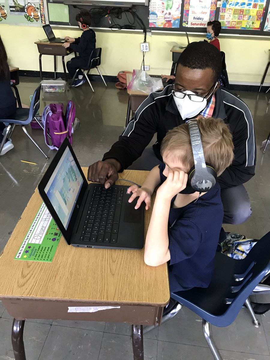 MrsCartolano_ic's tweet image. ICS kindergarten: Technology with Mr. Lewis: “Engineers in the making- building foundations, etc... @ArchNY_Schools @MichaelDeegan10 @icschool_online @MaureenHarten @ICSchool_Tech