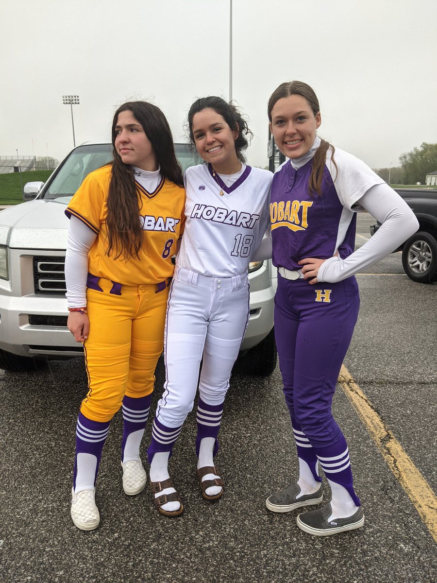 BrickieSoftball's tweet image. The new and improved unis are in!!!  'Like' for the yellows...retweet for the whites... and comment for the purple... or if you're a fan of Elyse Hostetler. #swag #cleanandcrisp #sharp #saycheese #heyKeirysthecameraisoverhere