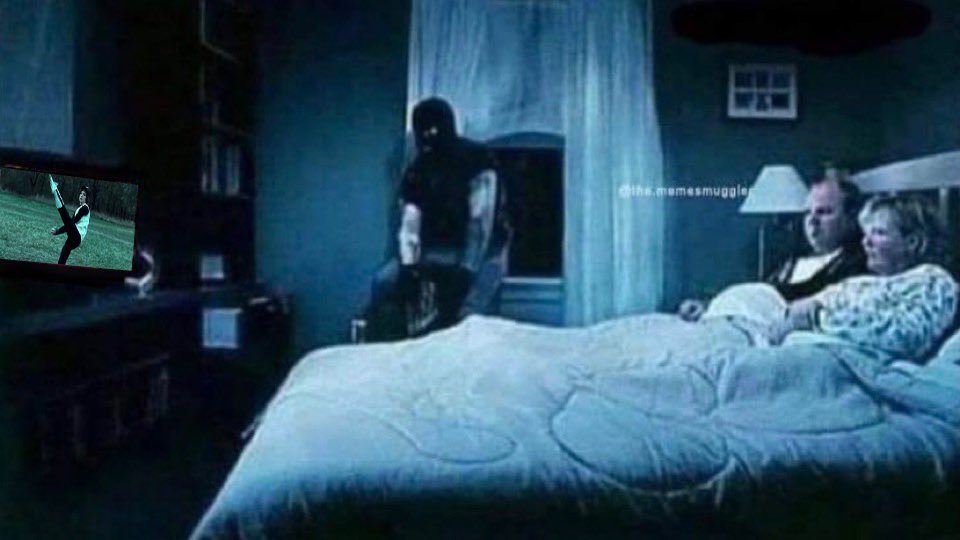 twilightreborn's tweet image. when you break into a house to rob them but they are watching twilight