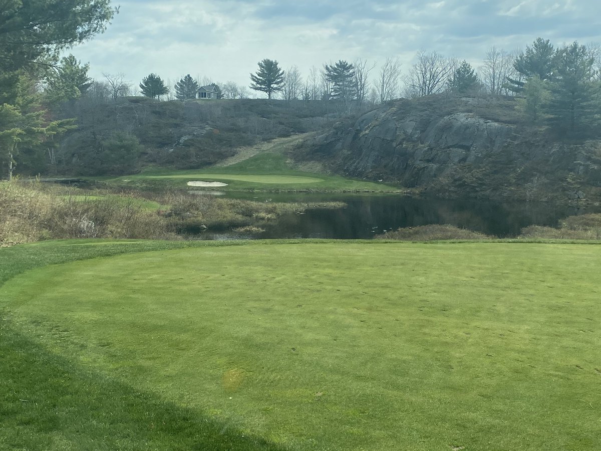 Was lucky enough to be able to perform a deep tine aeration at the incredible Oviinbyrd Golf Club yesterday. Thanks for letting <a href="/DolTurf/">DolTurf</a> help maintain a truly amazing property. #dolturf #oviinbyrd #deeptine