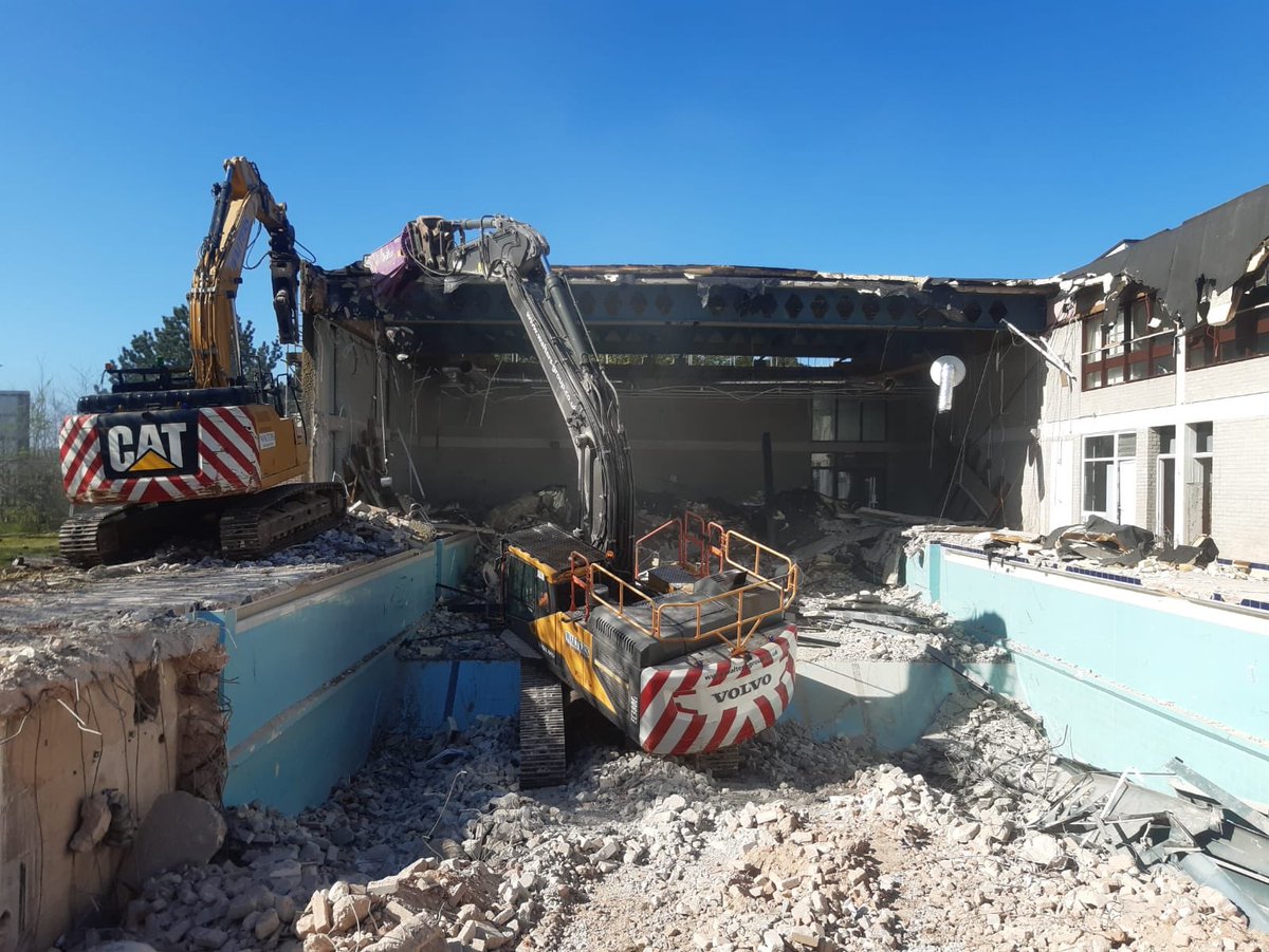 #teamwork in #Exeter, coming along swimmingly #demolition #southwest