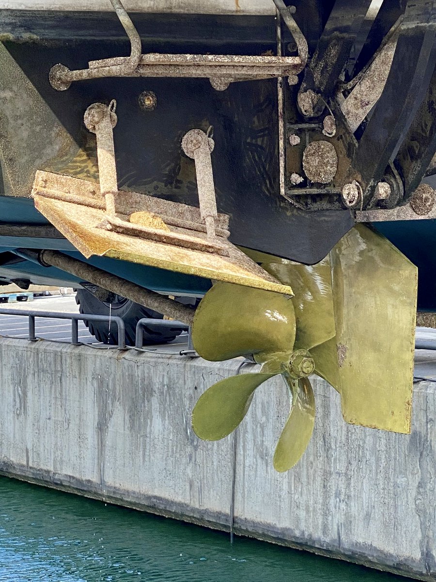 FerranMarine's tweet photo. Now this #Sunseeker 76 Yacht is a wonderful demo for the virtues of @propspeed. The running gear and other underwater metal are almost marine-growth free. As the manufacturer says, more speed and less fuel... 😁
#SunseekerMallorca #PropSpeed #Mallorca #yachting #yachtservice https://t.co/5pVAuZo9q7