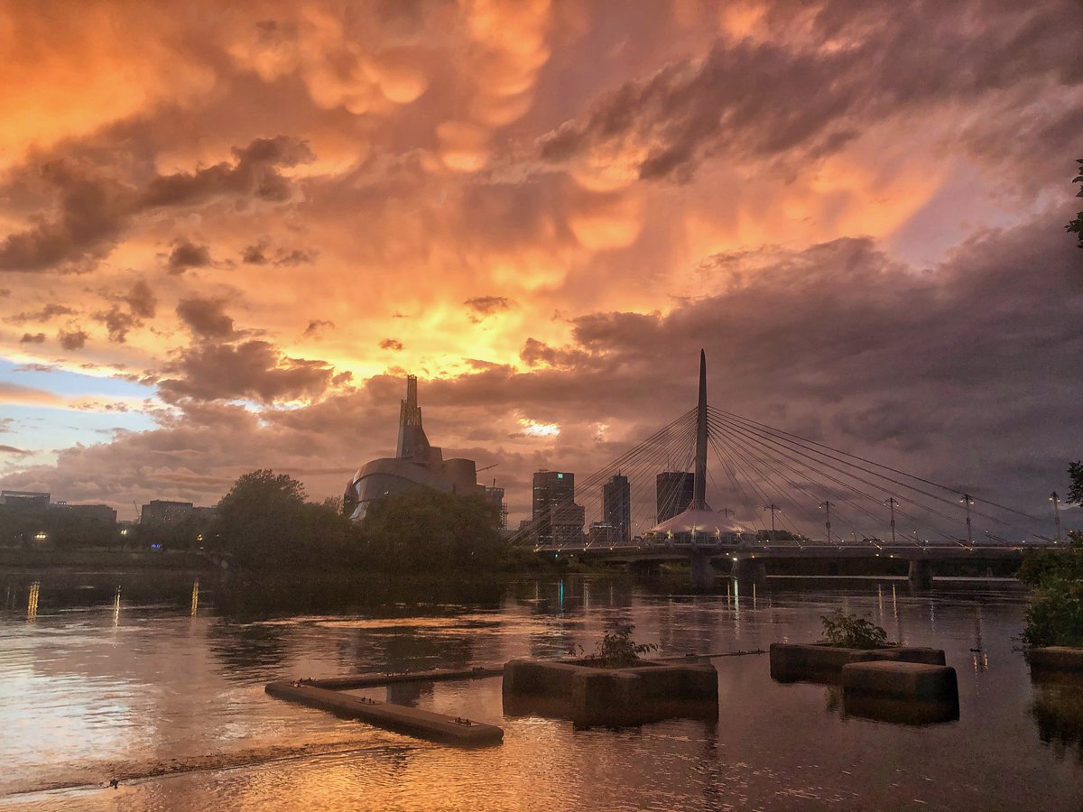 June: The summer months bring thunderstorms and more activity along the river. I love the long days and taking sunset walks at 10 pm.  #Winnipeg  #photography 7/