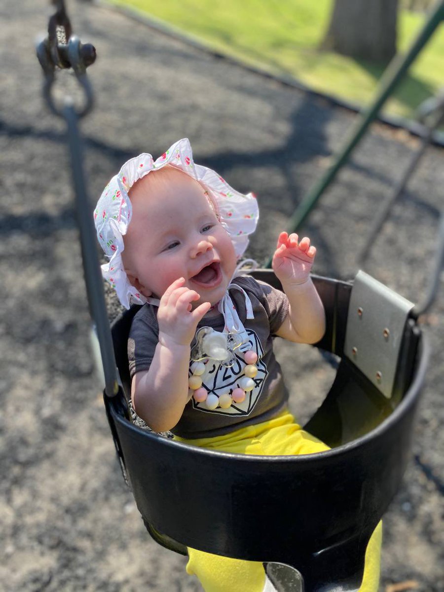 BenSPerry's tweet photo. @caitlincanahey Min is here to cheer you through your day! https://t.co/ZkiwUfc1sO