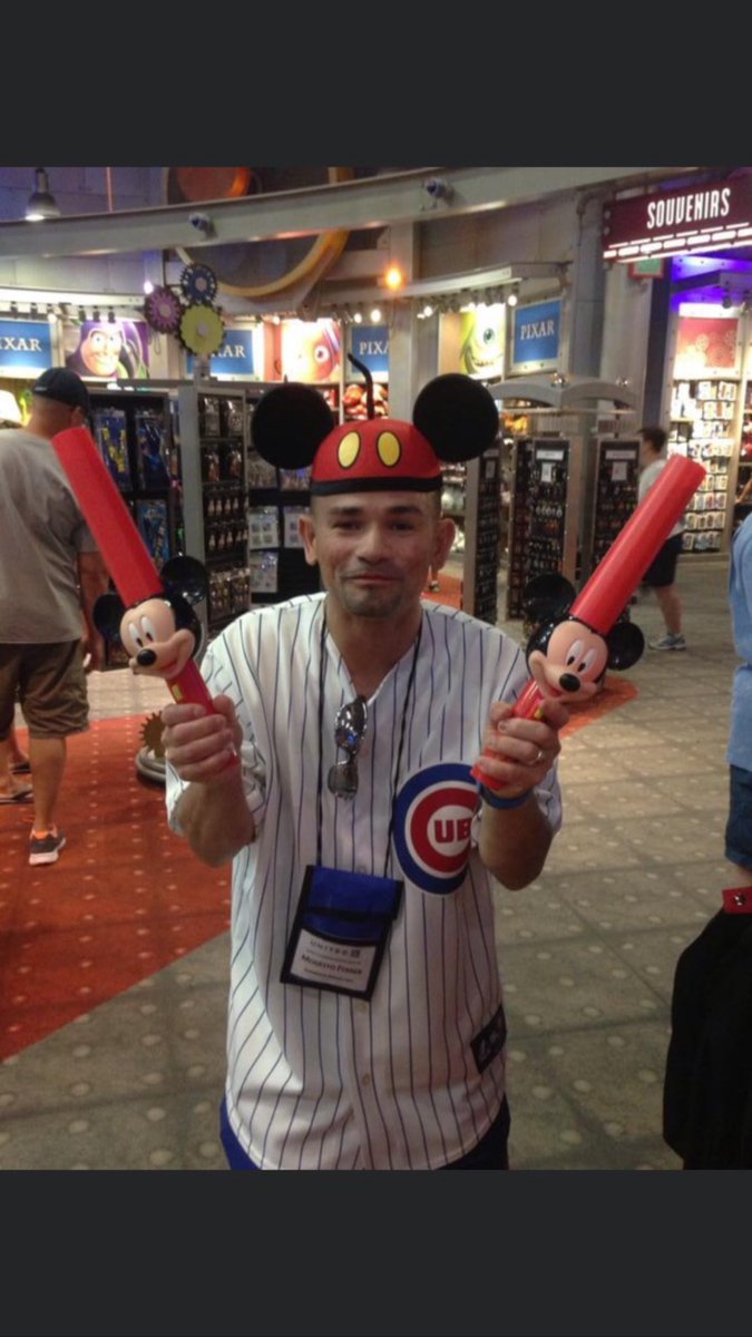 Great experience at Disney with my new lighted wands!

United we fly✈️