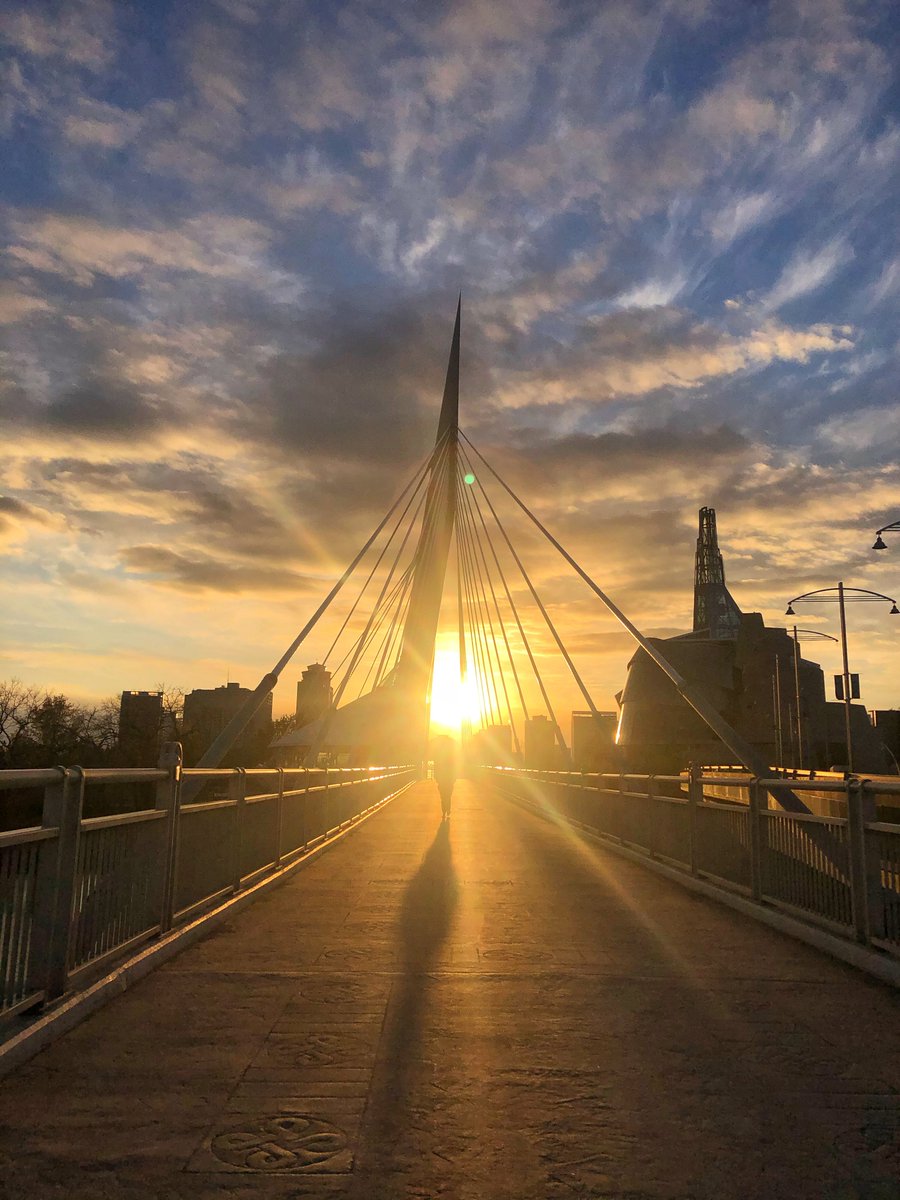 October: The days are getting much shorter, and in most years, the river is getting lower. It's a great time of year for night shots and it's also when the sun lines up perfectly when you walk over the bridge.  #Winnipeg  #photography 11/