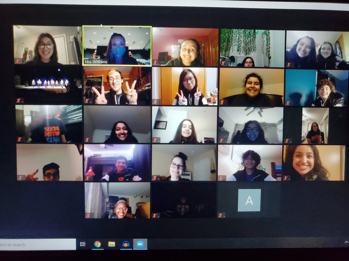 FentonChoir's tweet photo. Final Swing Choir Rehearsal of the 2020-2021 school year ... AND our Hybrid Performance.  Tears shed ✅ laughter had ✅music made ❤❤❤ Thank you Swing Choir #untilwesingagain https://t.co/Q7tJgwdu3U