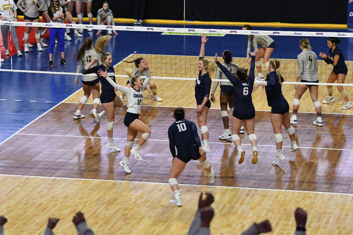 cunebulldogs's tweet photo. NAIA NATIONAL QUARTERFINAL BOUND!

No. 10 @cunevolleyball def. No. 7 Marian, 25-19, 22-25, 25-19, 25-22.

Opfer: 19 kills, 10 digs | K. Stark: 14 kills (.316) | Callahan: 49 asts, 16 digs | Hoerman: 19 digs | Nordaker: 9 kills, 7 blocks. https://t.co/uCAfttJxfp