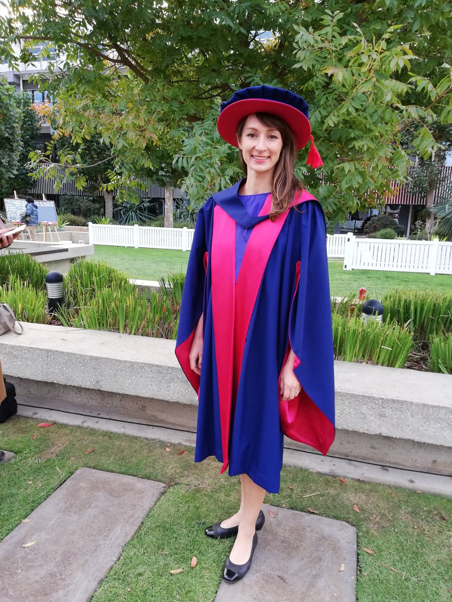 AnikaMolesworth's tweet photo. Delayed 12 months (due to COVID) but I finally got to dress up!

It was nice to finally celebrate the completion of my PhD with a small and intimate ceremony 😁 https://t.co/8Ko53bTLlV