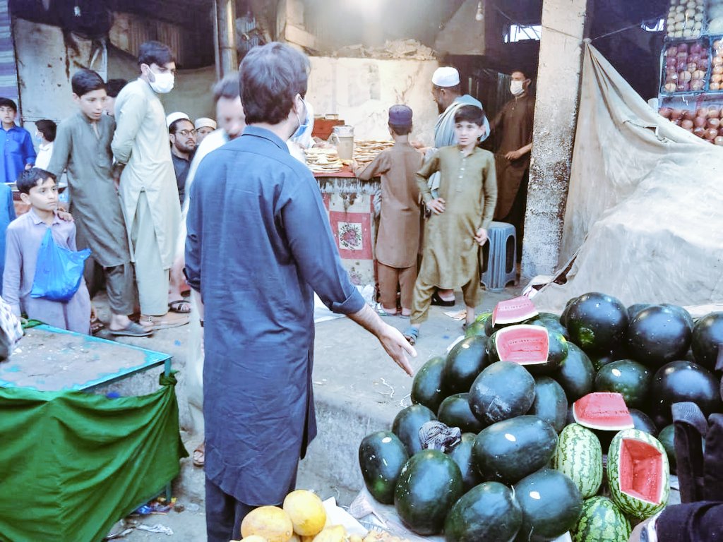 FazalRaahim's tweet photo. دن رات لاک ڈاؤن پر عملدرآمد۔۔انشاءاللہ ہم پاکستان کو  کرونا کے معاملے میں انڈیا نہیں بننے دینگے کسی بھی صورت میں ۔۔ https://t.co/W85tJ7Vb6p