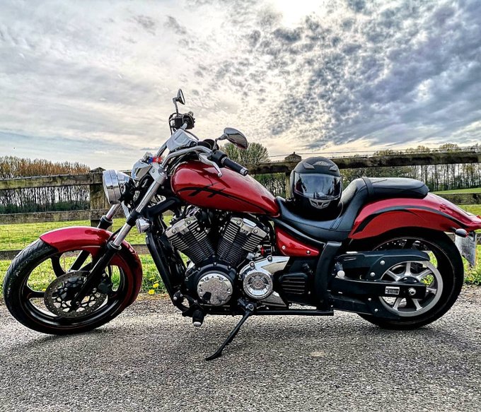 I want a RT game. The new Xbox is calling to me. And a new bathroom. And a holiday.  And I don't wanna