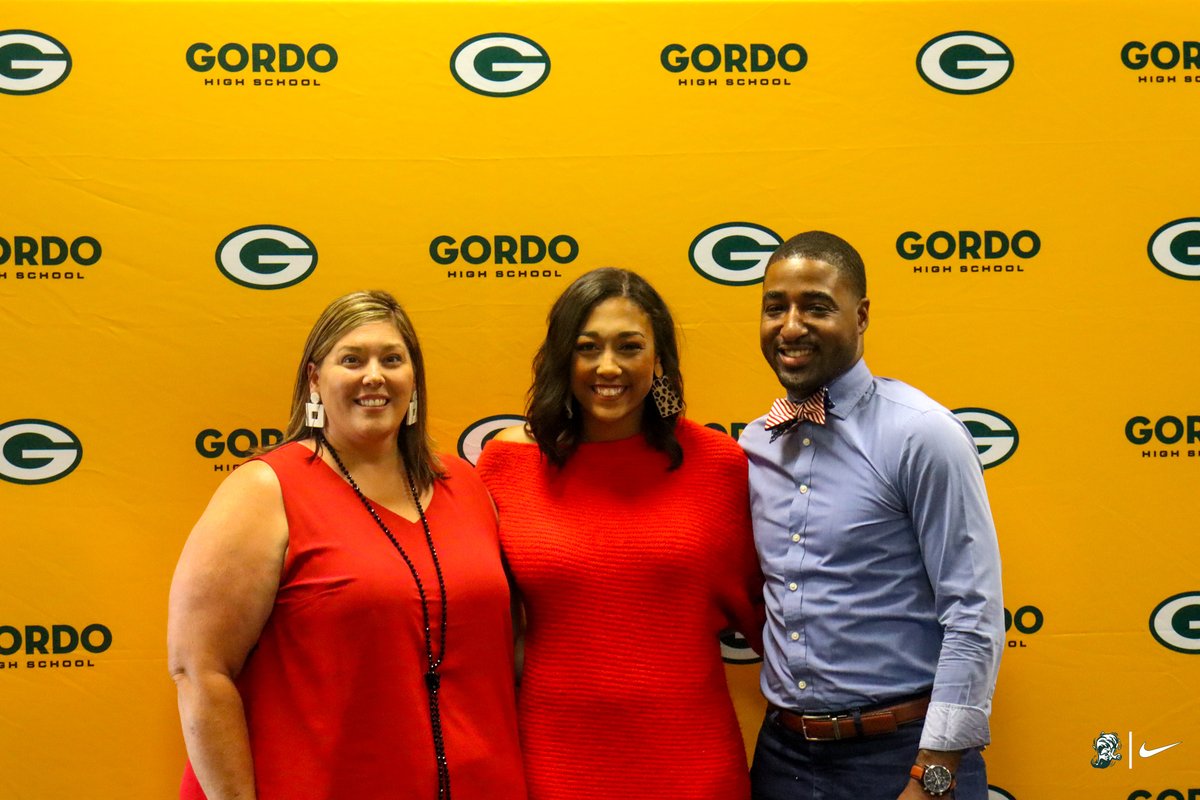 gordo_athletics's tweet photo. 📸 @_ansleygracee will study and cheer at UWA🐯‼️ #RW4ever https://t.co/ID9tBWHmA5