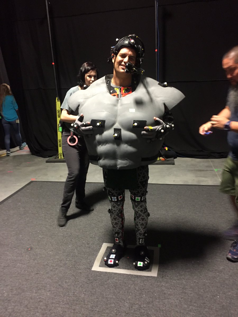 MarkRuffalo's tweet image. Happy #NationalSuperheroDay!