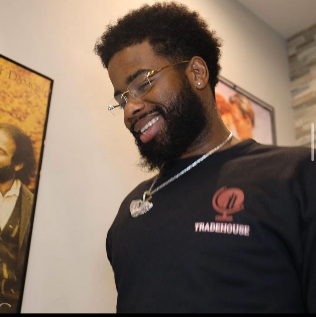 jerrycryptoc's tweet image. l can show you how to make your hourly wage in minutes by trading in the HFX market •Want to to know how? DM " Wealth" to get started