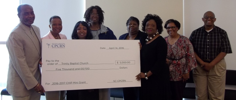 USCArnoldSchool's tweet image. 1️⃣ 2️⃣ years later: learn how the @UofSCPRC 's SC Cancer Prevention and Control Research Network partners with local communities to improve health and reduce #cancerdisparities 

➡️ bit.ly/3sWoX0V
#UofSCImpact #ThisIsPublicHealth