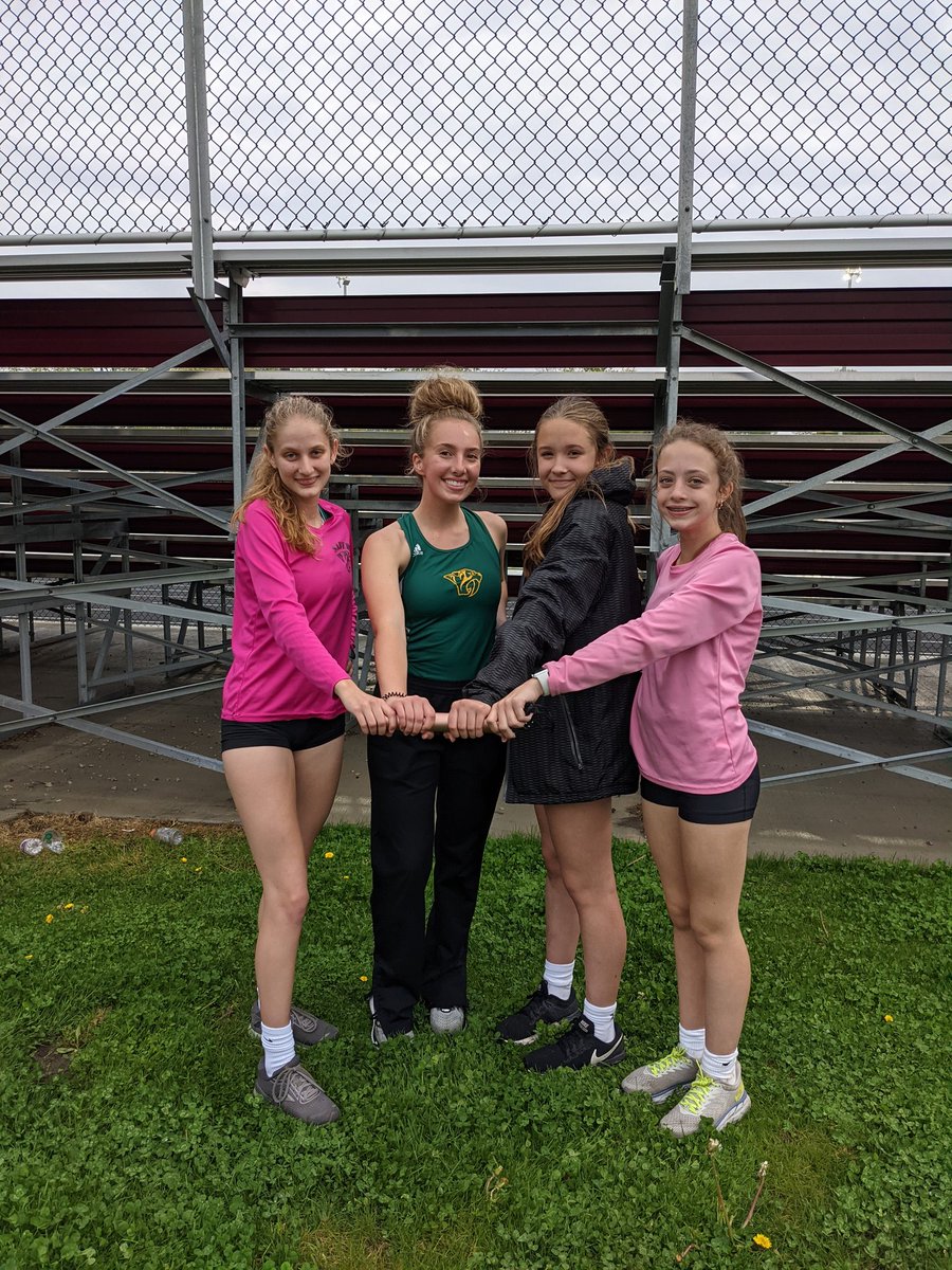 TrackSaber's tweet photo. Crazy that's this was our first outdoor 4x400 in 2 years and they won. The sabers couldn't be happier to be back on the track!! https://t.co/ko6yfd6IA2
