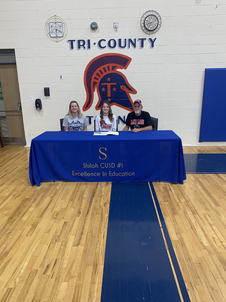 LLC_WBasketball's tweet photo. Tayler Barry-Welcome to the Laker Family https://t.co/Oqed7lNdh2
