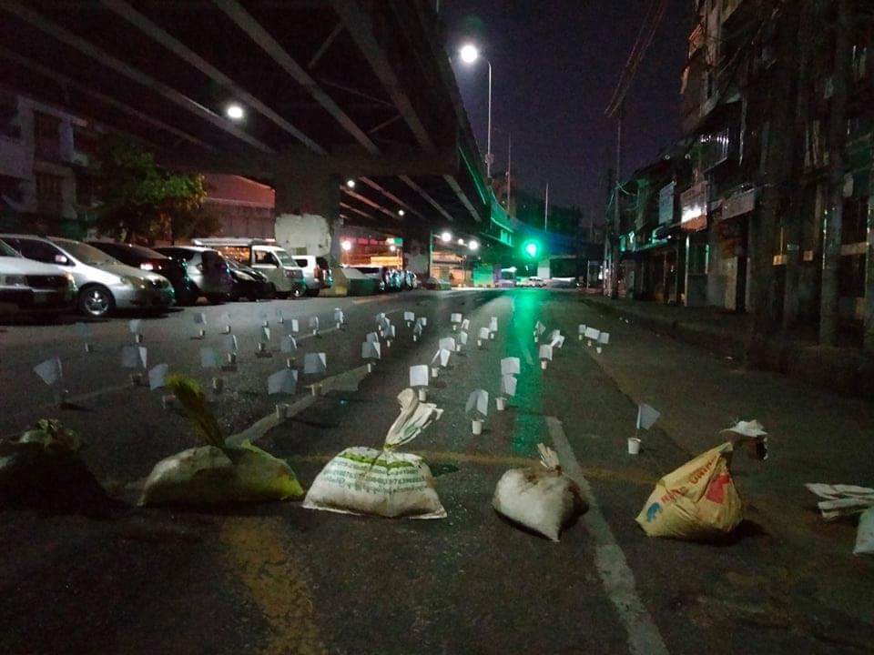sittthiha9's tweet photo. Scene of the dawn-no-human strike at the top of #Tamwe Awine.
#Apr29Coup
#NoFlyZoneInMyanmar
#WhatsHappeningInMyanmar https://t.co/S9sgpw4iGo