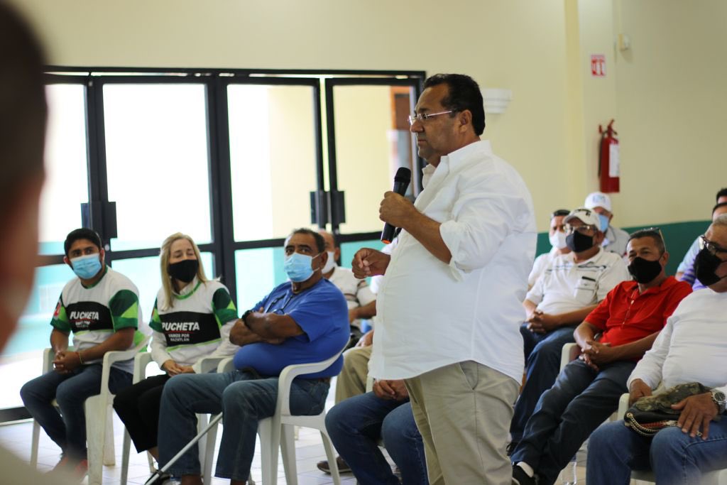 CrhistopherJGN's tweet photo. Me tocó acompañar al candidato Fernando Pucheta al encuentro con el sector transportistas de Mazatlán. Con las mejores propuestas de la mejor fórmula con Mario Zamora #VamosXSinaloa
#yosigoconpucheta #vamospormazatlan #MarioZamoraGobernador @MarioZamoraG @PuchetaOficial https://t.co/jBLhlYMiFP