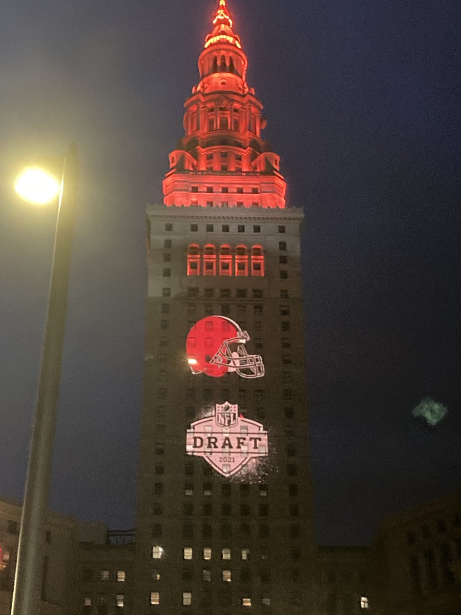 maddiesdaddy17's tweet image. Just another day at the office. What’s up ⁦@CLESports⁩ ⁦@Browns⁩ ⁦@TheCLE⁩ ?