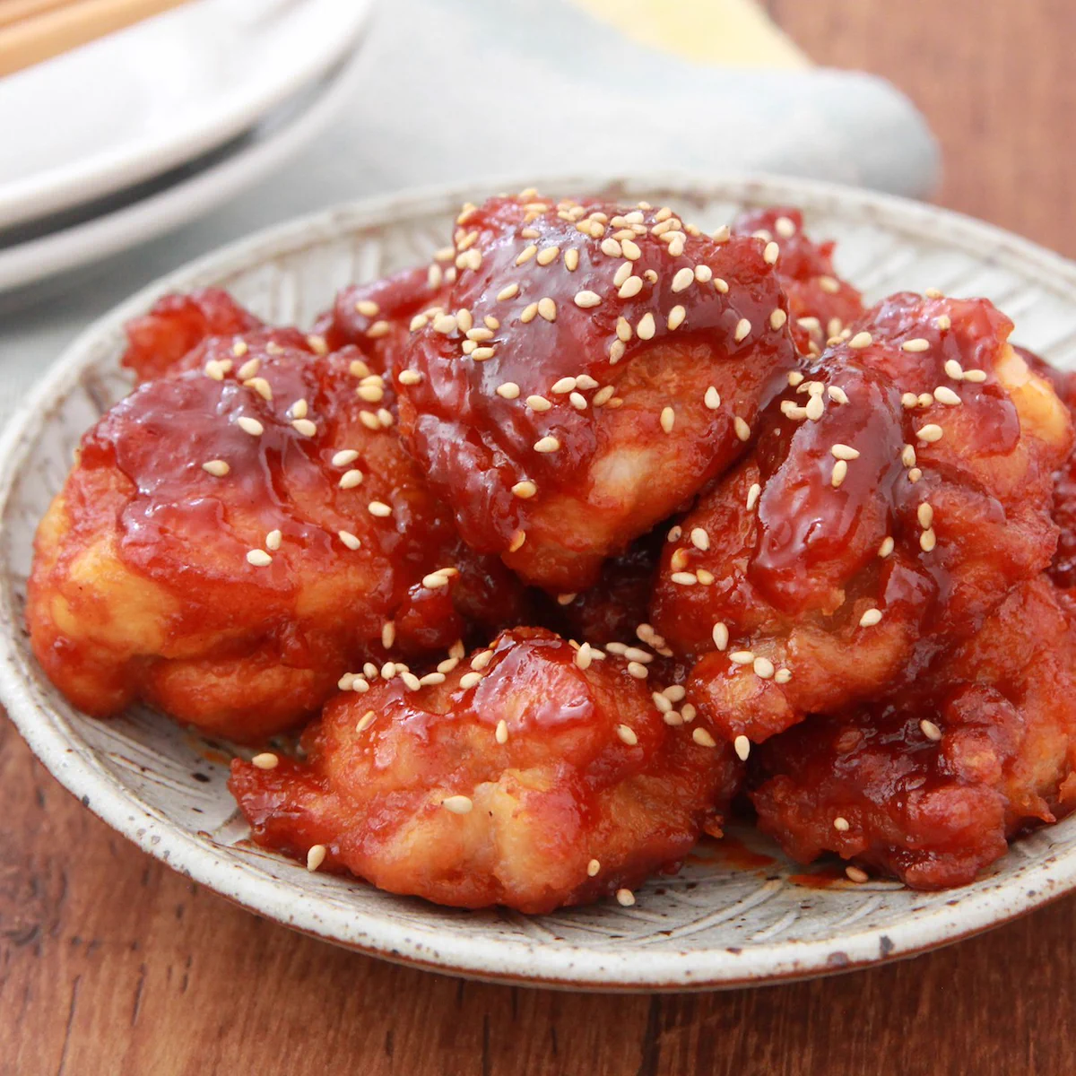 少量の油でも作れちゃう？！「ヤンニョムチキン」のレシピ！