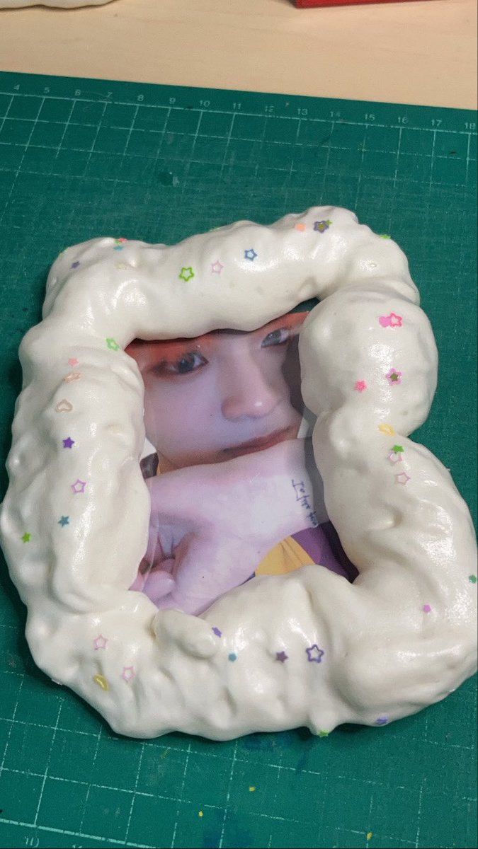 candywipcream's tweet photo. Muffin frame card ꒱ 🧸 𓐄 𓊪🥛🍪 𓈓 

 49 bath 
Shipping   Flash.40  ⚠️(ตอนนี้ส่งได้เฉพาะเฟรชนะฮ่ะเเง)

มารับน้องไปลงท้องกันคับบบเเฮร่💨💨

#ตลาดนัดnct #ตลาดนัดเฟรมการ์ด #ตลาดนัดอากาเซ่ #ตลาดนัดstraykids #ตลาดนัดtrinity #ตลาดนัดtresure #เฟรมการ์ด #ตลาดนัดบังทัน 📍 https://t.co/UXE9B84Ft8