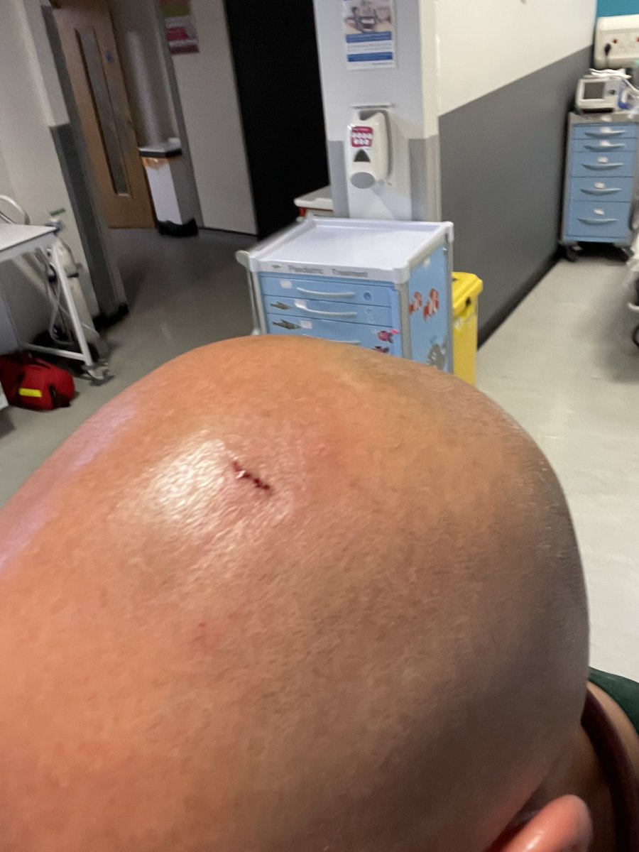 remt69's tweet photo. Embarrassing moment when spouting about situational awareness in human factors then walk straight into a cupboard - #classicfail 😂😂😂 https://t.co/2zcJD9UHnH
