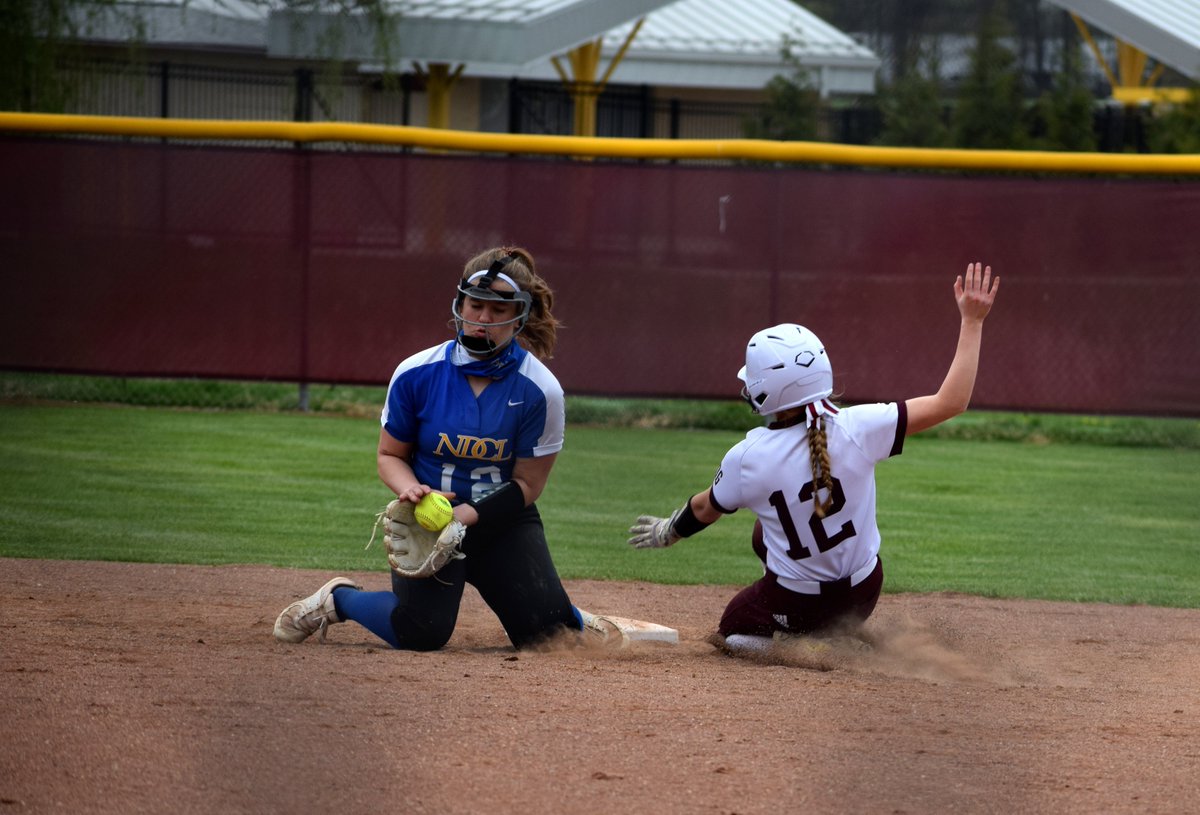 Walsh Jesuit Softball tweet media