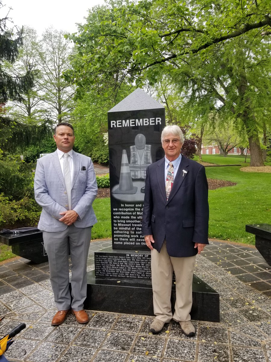 Poodle Mom tweet media