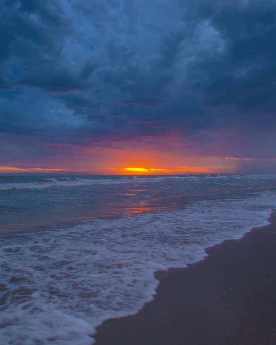 beautfulplanet's tweet photo. #goodmorning https://t.co/q2EMS9GXOp
