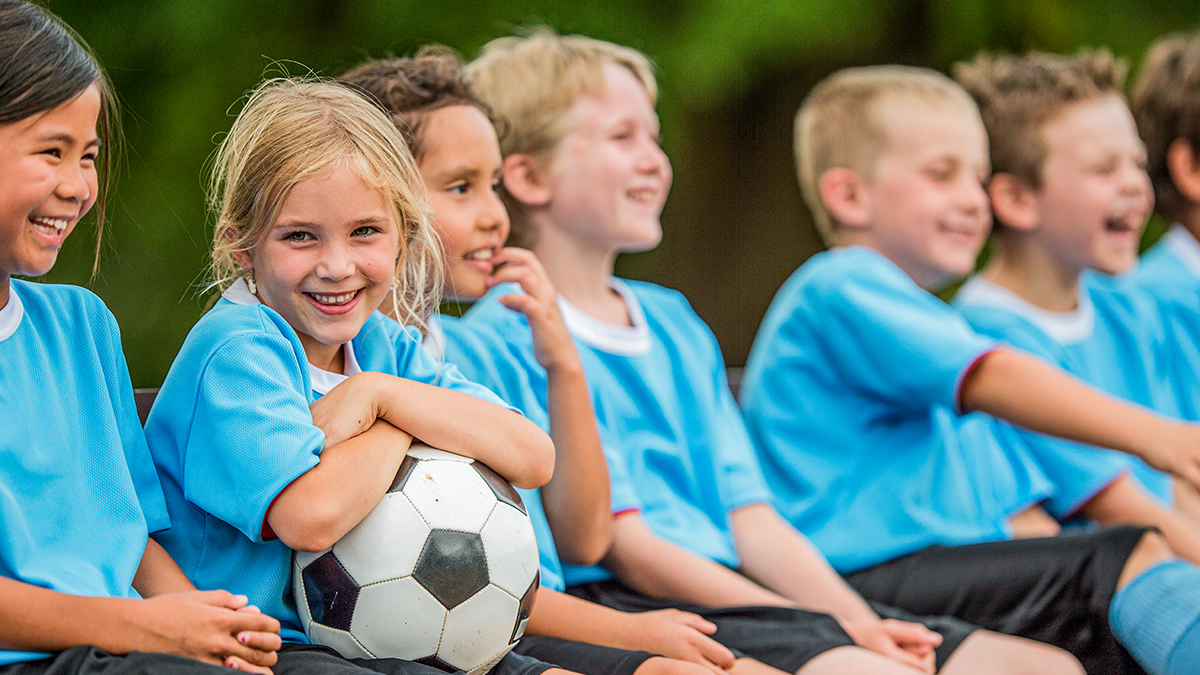 clueylearning's tweet image. Dancing, swimming, music, martial arts, football, basketball, netball and every other type of ball; the list of kids’ extracurriculars are as endless as the benefits of doing them! Read them here: clueylearning.com.au/blog/balancing…