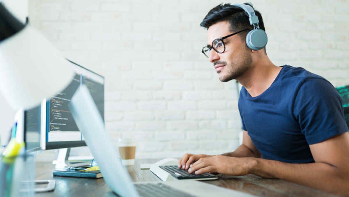 DigitalBGV's tweet photo. With a focus on remote work, workforce management, and employee mental health, the role of HR TEch is evolving.

Read to know how the pandemic caused this shift: https://t.co/R6hPbeAudr

#HRtech #HRCommunity #HRM #HR40 #RemoteWork #MentalHealthMatters https://t.co/pkR4v7h8al
