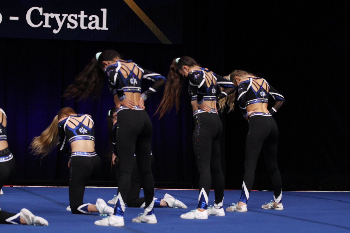 CaliCrystal_'s tweet photo. GOODLUCK TO EVERYONE THIS WEEKEND !! https://t.co/MnvhTTkoAv