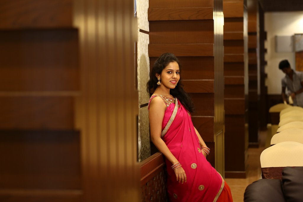 VarunaJithesh's tweet image. Reddish pink orange lehenga by Varuna Jithesh 
#varunajithesh #weddinglehenga #lehenga #hyderabadlehenga #hyderabadwedding