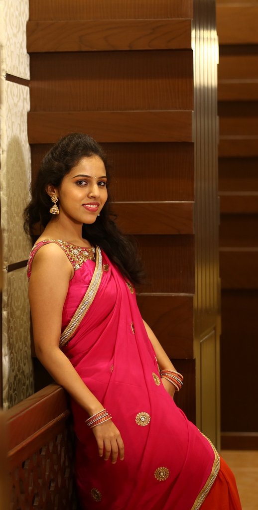 VarunaJithesh's tweet image. Reddish pink orange lehenga by Varuna Jithesh 
#varunajithesh #weddinglehenga #lehenga #hyderabadlehenga #hyderabadwedding