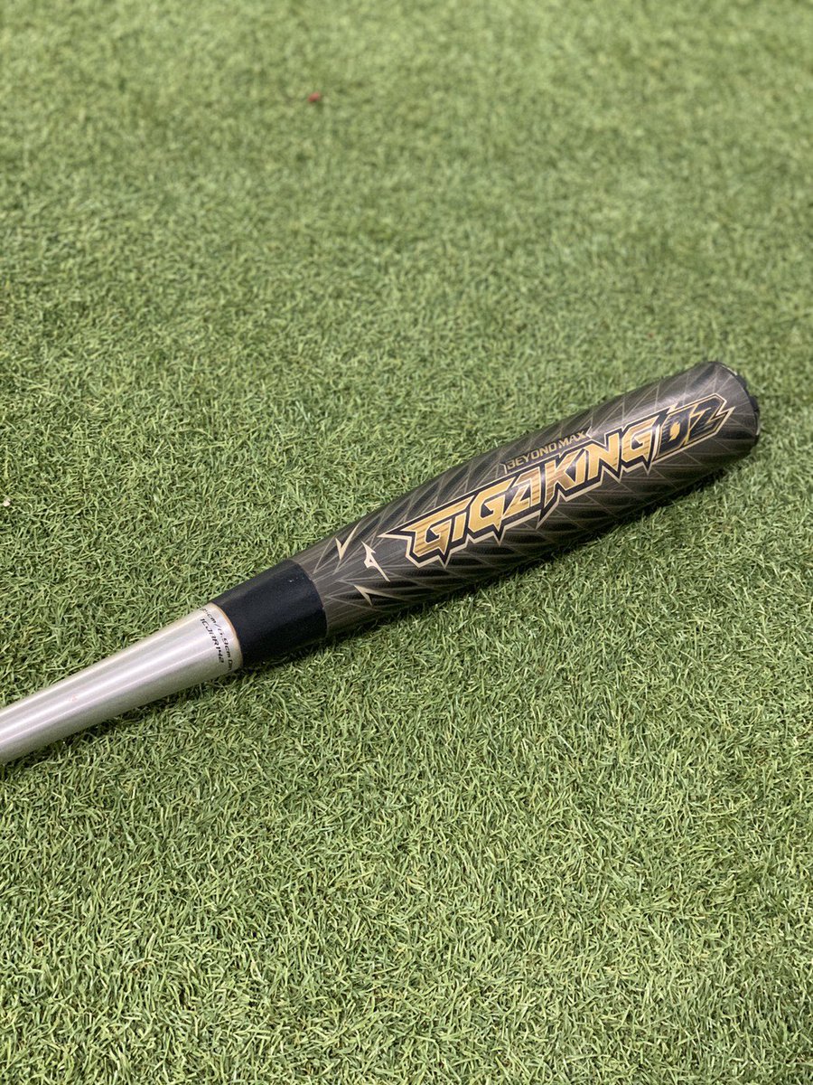 🎁プレゼント企画第５弾🎁
チームバット入れ替えの為、使用しなくなった下記バットをプレゼントします🦍

ミズノ
ビヨンドマックスギガキング02
トップバランス85cm750g

◼応募方法
フォロー&amp;リツイート
◼締切5月6日

instagramではレガートゼロのプレゼント企画実施中🎉