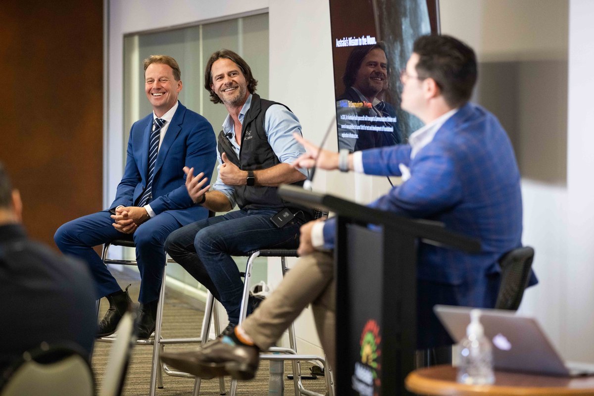 LunarAscentOz's tweet image. Yesterday founding member, @gfreney , and South Australia’s Chief Entrepreneur, @sa_chiefentrep, presented at the Industry Insights CEO luncheon facilitated by Showcase SA

George delivered a presentation on the Lunar Ascent mission and ideas on inspiring Australians about space