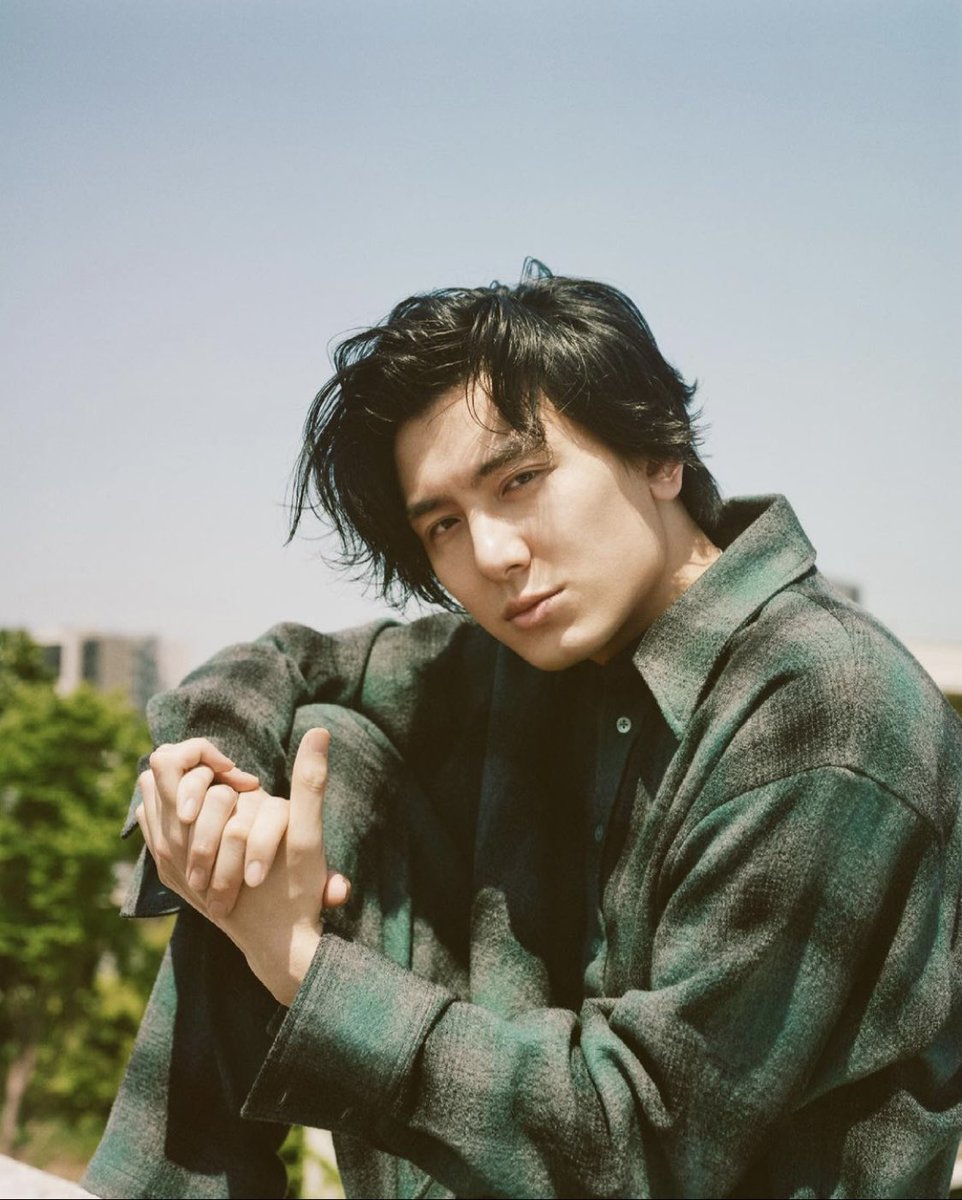 新しいアー写とジャケ写担当しました！！！ @FujiiKaze 風の事、俺