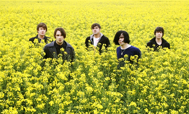 Okay, this is mad:  @martin_j_wilson has pointed out that in addition to the original photo, there are also The-Charlatans-standing-about-in-oilseed-rape photo sessions from 1995 and 2009! What's the obsession with trampling crops,  @Tim_Burgess?