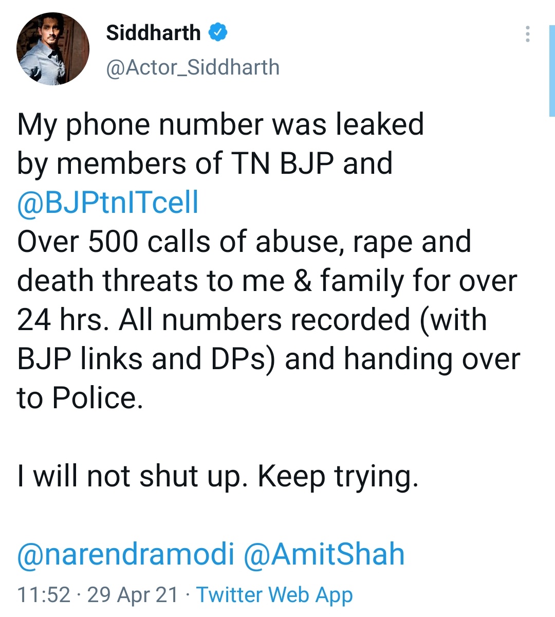 kavinilavan_m's tweet photo. True hero he is...
Hats off to his guts...
#Standwithsiddharth 
#IStandWithSiddharth 
@Actor_Siddharth 🔥 https://t.co/XRycj2e6j2